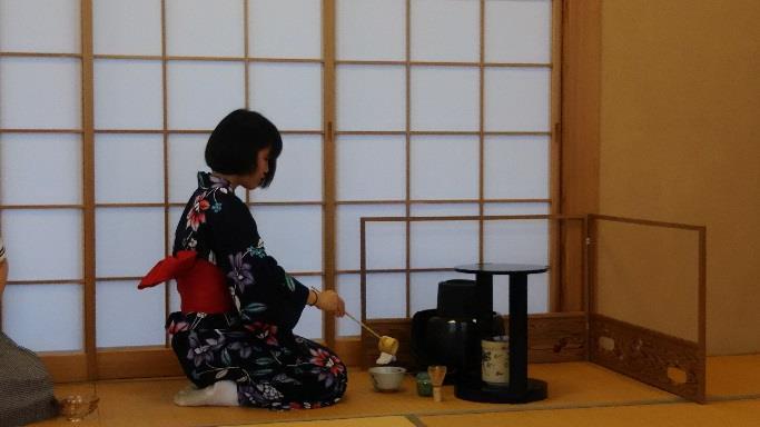写真:日本文化(茶道)部